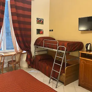 2* Casa de hóspedes Dama Private