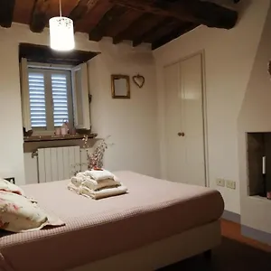 https://casa-dalia.it-tuscanyhotel.com